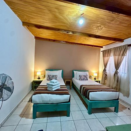 Hostal Qachi Chentura San Pedro de Atacama Kültér fotó